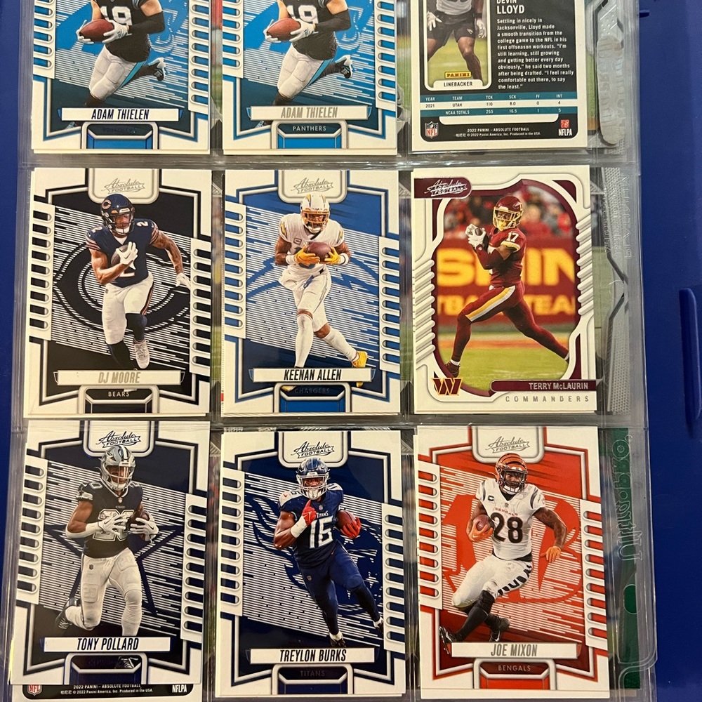 Football Cards - Picture 11 of 12